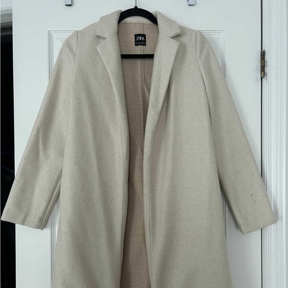 Cream Zara coat - like new! - Picture 1 of 2
